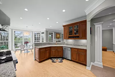 707 Stone Canyon Circle, Inverness, IL 60010 - Photo 11