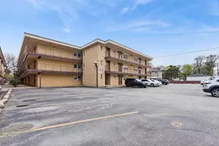 5332 W Windsor Ave, Chicago, IL 60630 - Photo 17