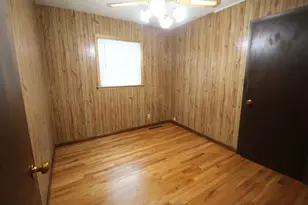1407 Hackberry Ln, Machesney Park, IL 61115 - Photo 7