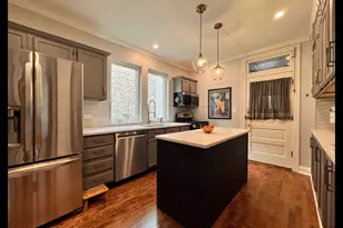 5536 N Mango Ave, Chicago, IL 60630 - Photo 13