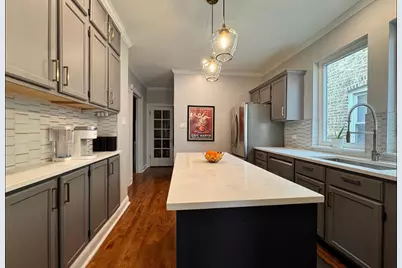 5536 N Mango Avenue, Chicago, IL 60630 - Photo 15