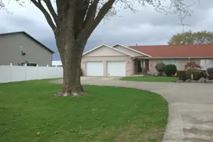 1248 E 500 North Rd, Cissna Park, IL 60924 - Photo 3