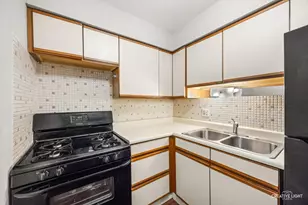 7650 W Altgeld St, Elmwood Park, IL 60707 - Photo 9