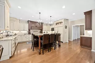 5454 Lee Ave, Downers Grove, IL 60515 - Photo 13