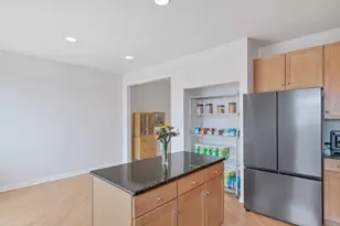 320 W Wood St, Palatine, IL 60067 - Photo 11