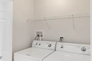 320 W Wood St, Palatine, IL 60067 - Photo 25