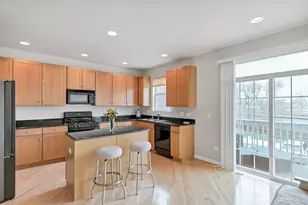 320 W Wood St, Palatine, IL 60067 - Photo 9