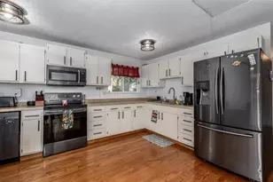 618 Fort St, Ottawa, IL 61350 - Photo 7