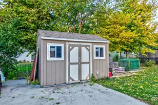 618 Fort St, Ottawa, IL 61350 - Photo 23