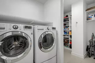 540 W Webster Ave, Chicago, IL 60614 - Photo 29