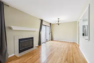 2056 Yellow Daisy Ct, Naperville, IL 60563 - Photo 7