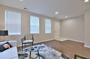 2523 S Calumet Ave, Chicago, IL 60616 - Photo 11