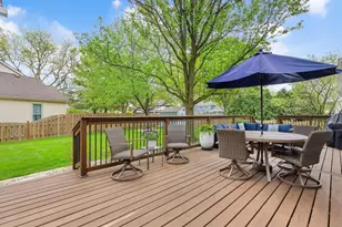 2017 Somerset Ln, Wheaton, IL 60189 - Photo 29