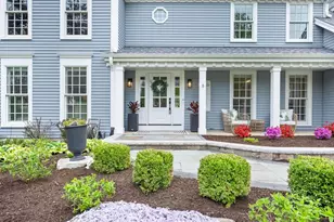 2017 Somerset Ln, Wheaton, IL 60189 - Photo 3