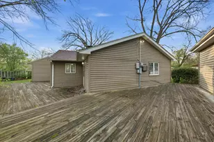 240 Mantua St, Park Forest, IL 60466 - Photo 17