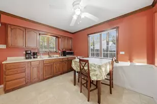 240 Mantua St, Park Forest, IL 60466 - Photo 5