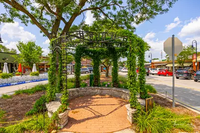 421 Park Avenue #A, Clarendon Hills, IL 60514 - Photo 11