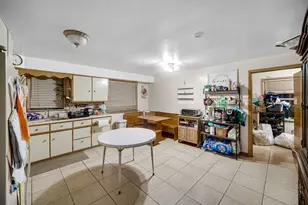 15817 Union Ave, Harvey, IL 60426 - Photo 27
