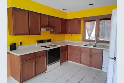 8046 Harvest Hill Drive, Roscoe, IL 61073 - Photo 7