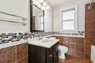 8646 Harms Rd, Skokie, IL 60077 - Photo 11