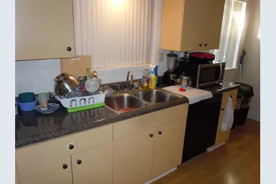 138 W Irving Park Road, Wood Dale, IL 60191 - Photo 9