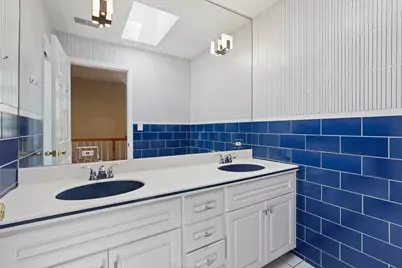 9117 Kenneth Avenue, Skokie, IL 60076 - Photo 23