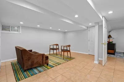 9117 Kenneth Avenue, Skokie, IL 60076 - Photo 27