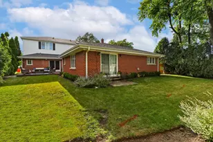 9117 Kenneth Ave, Skokie, IL 60076 - Photo 35