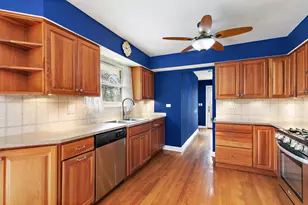 629 N Wren Ave, Palatine, IL 60067 - Photo 9