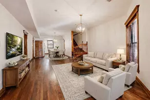 946 W Sheridan Rd, Chicago, IL 60613 - Photo 3