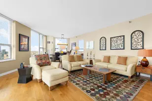 501 N Clinton St, Chicago, IL 60654 - Photo 3