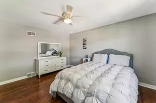 612 Glenn Ct, Schaumburg, IL 60193 - Photo 29
