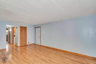 10538 Central Ave, Chicago Ridge, IL 60415 - Photo 3
