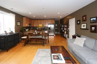 3655 N Southport Avenue #2N, Chicago, IL 60613 - Photo 9