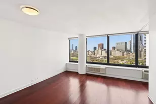 155 N Harbor Dr, Chicago, IL 60601 - Photo 3