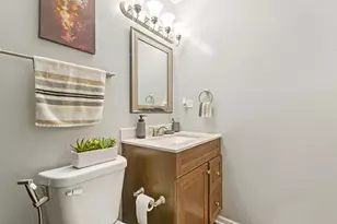 2 Emerson Dr, Schaumburg, IL 60194 - Photo 29