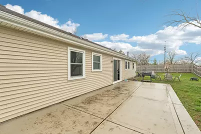 2 Emerson Drive, Schaumburg, IL 60194 - Photo 7