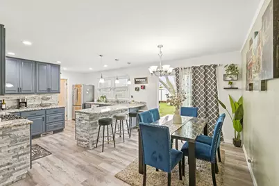 2 Emerson Drive, Schaumburg, IL 60194 - Photo 11