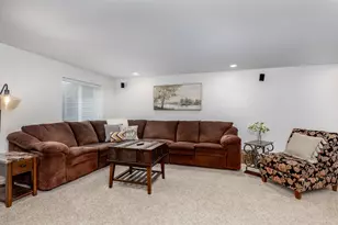 1985 Alinda Ave, Ottawa, IL 61350 - Photo 17