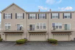 674 Lambert Ln, Bartlett, IL 60103 - Photo 19