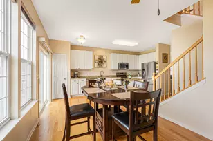 674 Lambert Ln, Bartlett, IL 60103 - Photo 9