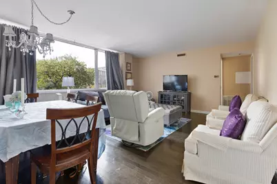 6301 N Sheridan Road #3A, Chicago, IL 60660 - Photo 5