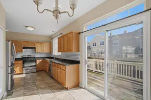 2720 N Greenwood Ave, Arlington Heights, IL 60004 - Photo 5