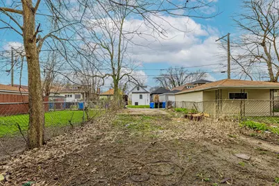 7526 S Merrill Avenue, Chicago, IL 60649 - Photo 17