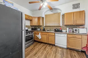 7526 S Merrill Ave, Chicago, IL 60649 - Photo 7