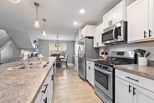 2387 Alison Ave, Pingree Grove, IL 60140 - Photo 11
