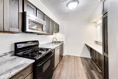 1056 N Mill Street #107, Naperville, IL 60563 - Photo 7