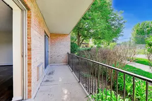 1056 N Mill St, Naperville, IL 60563 - Photo 17