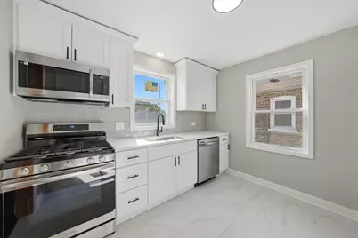 5127 S Hamlin Avenue, Chicago, IL 60632 - Photo 7