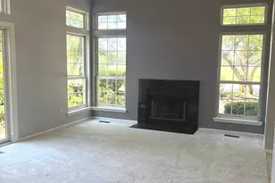 1602 Columbia Cir, Bartlett, IL 60103 - Photo 3